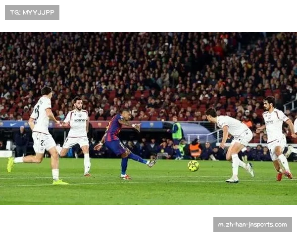 克罗斯指出皇马低位防守战术存隐忧 对阵巴萨放弃控球权等同于认输